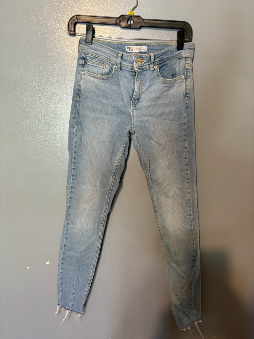 Zara Skinny Jeans in Light Blue Wash